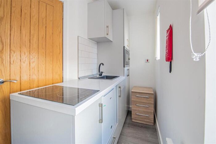 1 Bedroom House To Rent In Castilian Street, Northampton, NN1