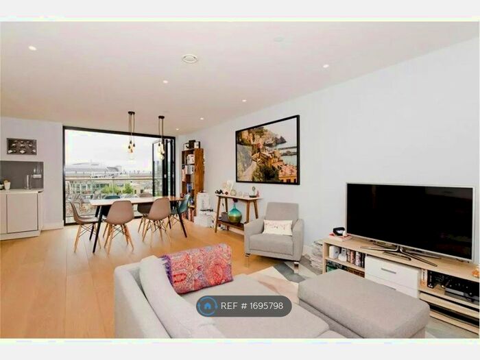 2 Bedroom Flat To Rent In Spitfire Building, London, N1
