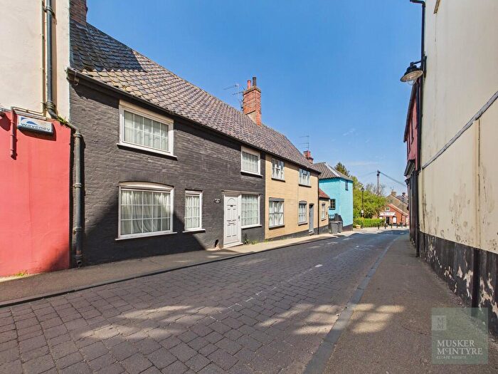 2 Bedroom Terraced House For Sale In Bridge Street, Bungay, NR35