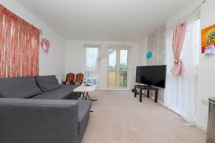 2 Bedroom Block Of Flats For Sale In East Croft House, Harrow, HA2