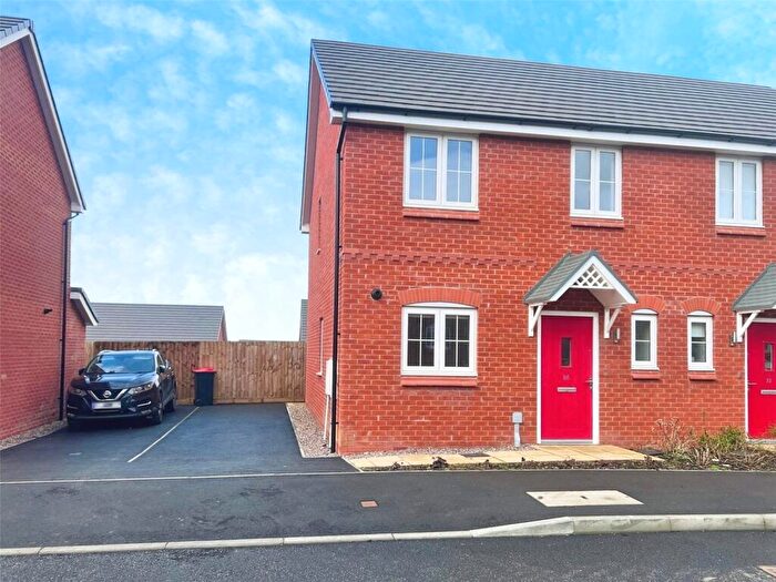 3 Bedroom Semi-Detached House To Rent In Rothwell Close, Sutton-in-Ashfield, Nottinghamshire, NG17