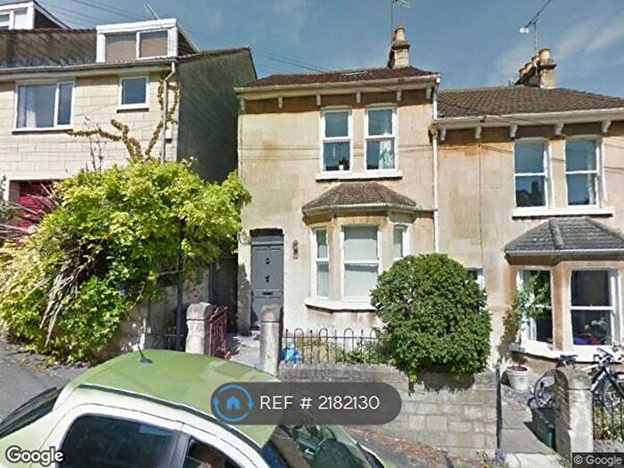 2 Bedroom Flat To Rent In Camden/Walcott, Bath, BA1