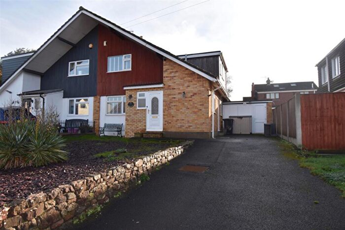 4 Bedroom Semi Detached House For Sale In The Breaches, Easton-In-Gordano, BS20