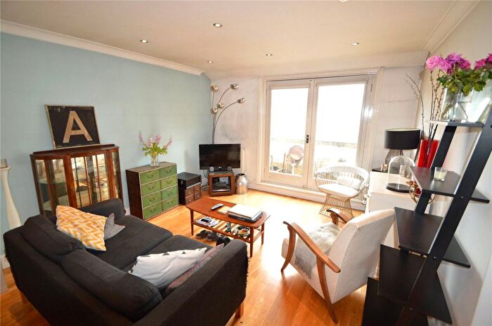 2 Bedroom Flat To Rent In Lansdowne Place, London, SE19