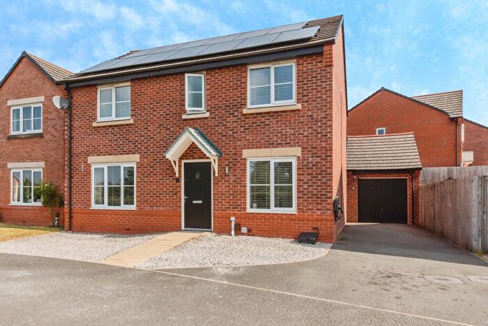 4 Bedroom Detached House For Sale In Heath Place, Winsford, CW7