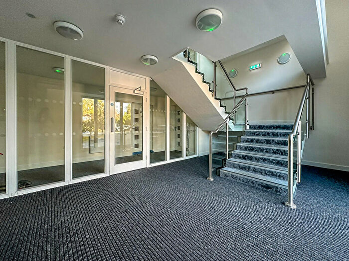 2 Bedroom Apartment To Rent In Hudson Close, Cambridge, CB2