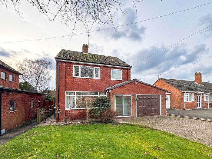 3 Bedroom Detached House For Sale In Autumn Close, High Heath, Pelsall, WS4