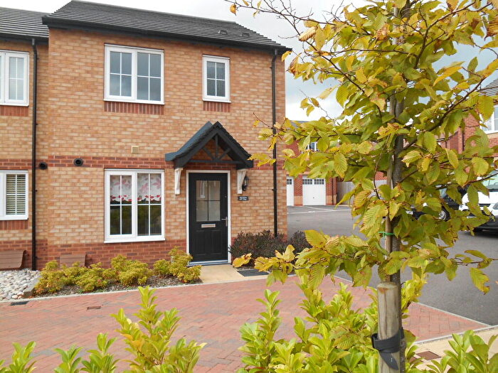 3 Bedroom Town House To Rent In Askew Way, Woodville, Swadlincote, DE11