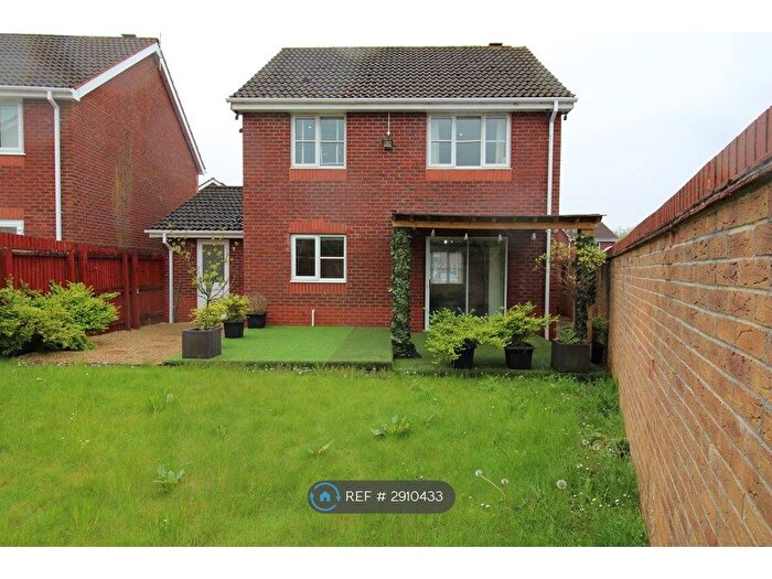 3 Bedroom Detached House To Rent In Hollington Drive, Pontprennau, Cardiff, CF23