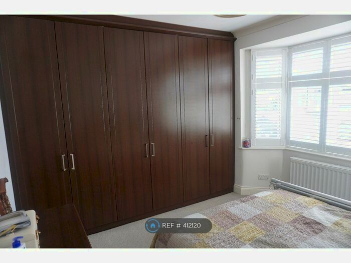 3 Bedroom Terraced House To Rent In Woodford Green, Woodford Green, IG8