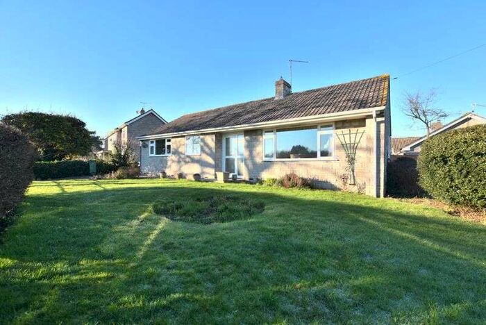3 Bedroom Property For Sale In Courthay Orchard, Pitney, TA10
