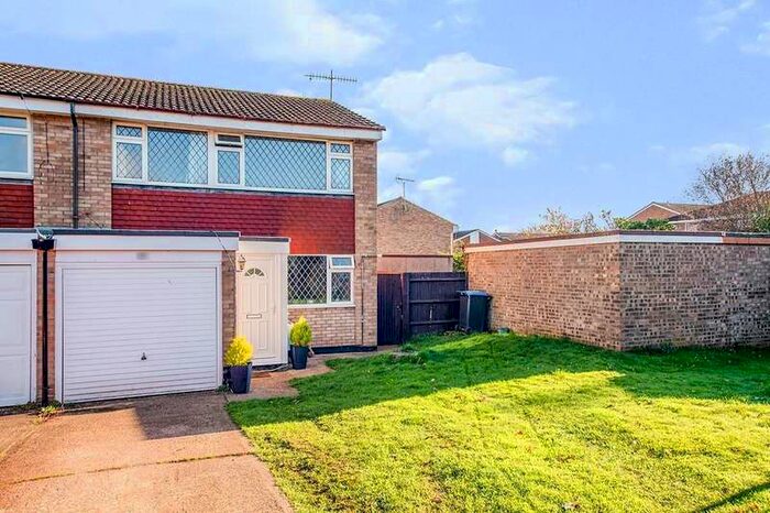 3 Bedroom End Of Terrace House To Rent In Dickens Court, Hemel Hempstead, Hertfordshire, HP2