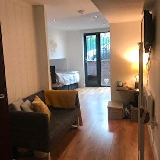 1 Bedroom Flat To Rent In Upper Hill Street, Liverpool, L8