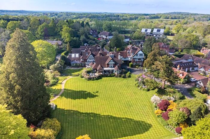 3 Bedroom Flat For Sale In Argos Hill, Rotherfield, TN6