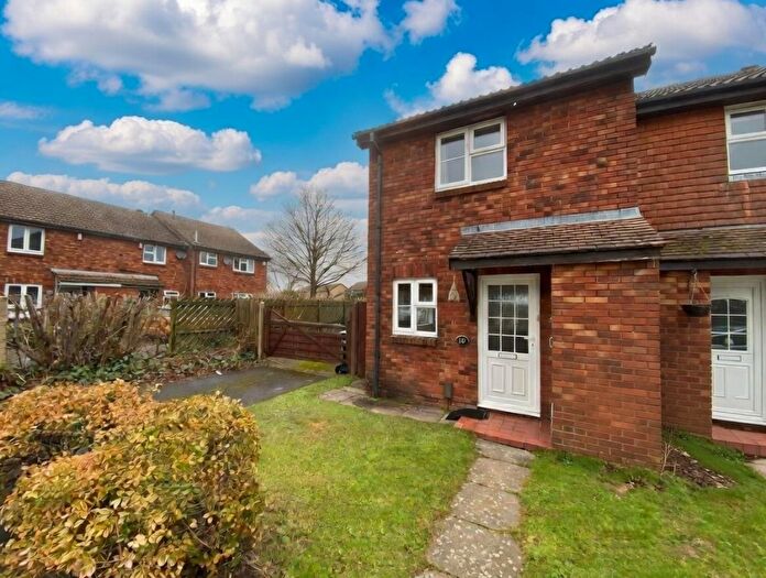 2 Bedroom End Of Terrace House To Rent In Warmwell Close, Bournemouth, BH9