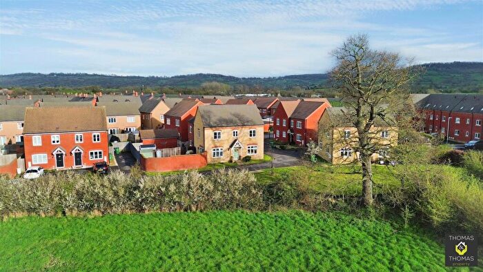 3 Bedroom Semi Detached House For Sale In Cranes Bill Mead, Hardwicke, GL2