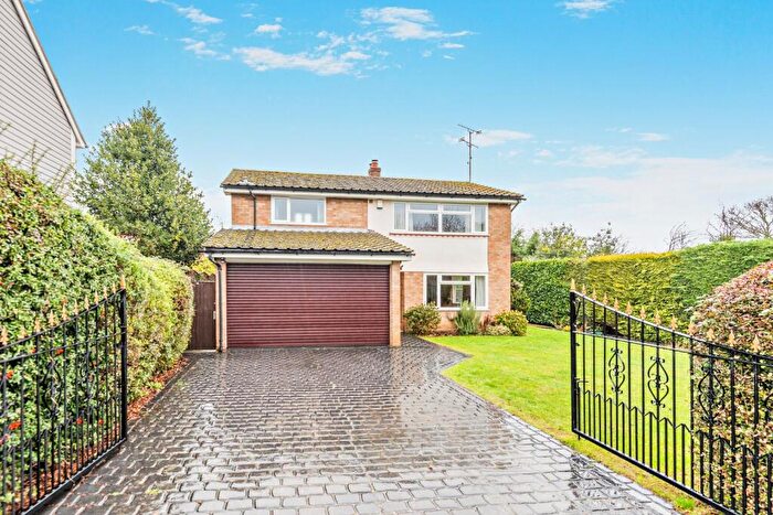 4 Bedroom Detached House For Sale In Saxon Way, Broomfield, Chelmsford, Essex, CM1