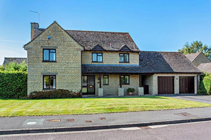 4 Bedroom Detached House For Sale In Lodersfield, Lechlade, Gloucestershire, GL7