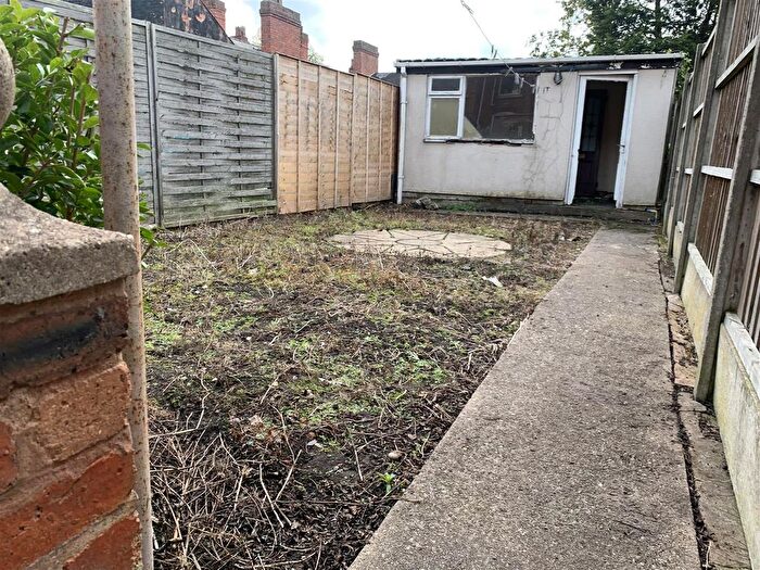 3 Bedroom Property To Rent In Essex Street, Walsall, WS2