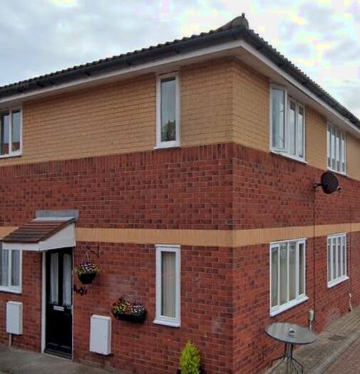1 Bedroom Ground Flat To Rent In Clowes Court, Hull, East Riding Of Yorkshire, HU13