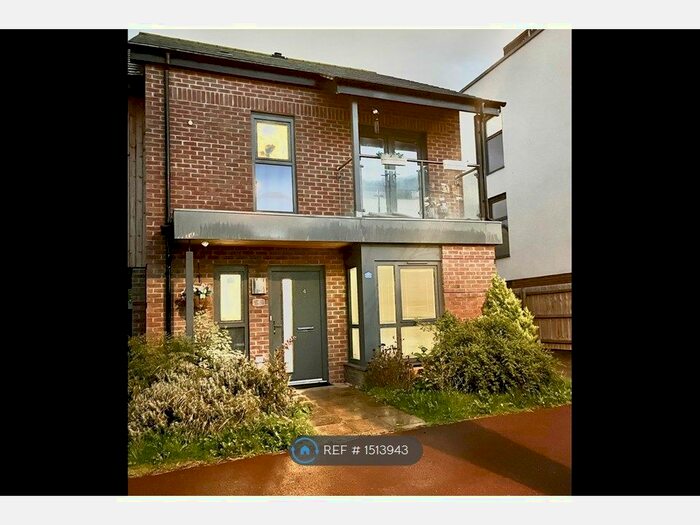 3 Bedroom Semi-Detached House To Rent In Gambit Avenue, Oakgrove, Milton Keynes, MK10