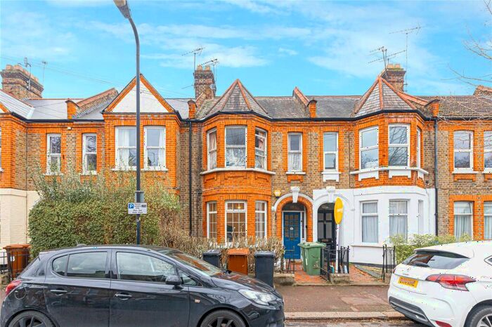 1 Bedroom Flat To Rent In Carr Road, Walthamstow, London, E17