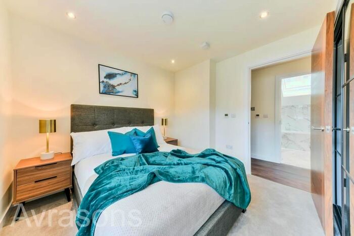 1 Bedroom Flat To Rent In Anderson Mews, London, SW9