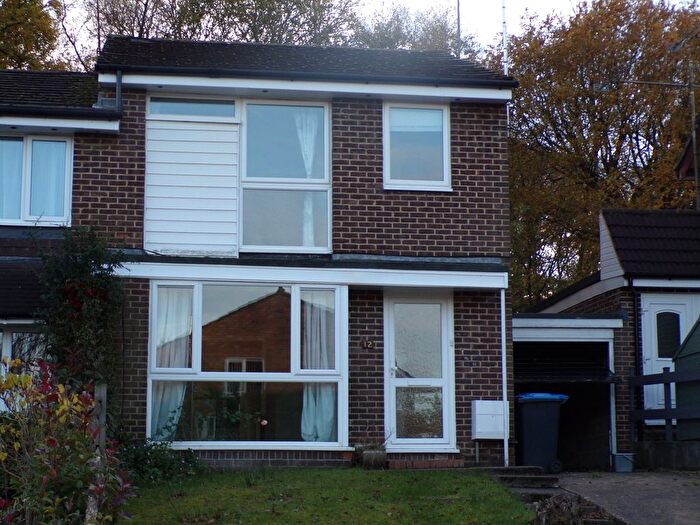 3 Bedroom Semi-Detached House To Rent In Cob Close, Crawley, RH10