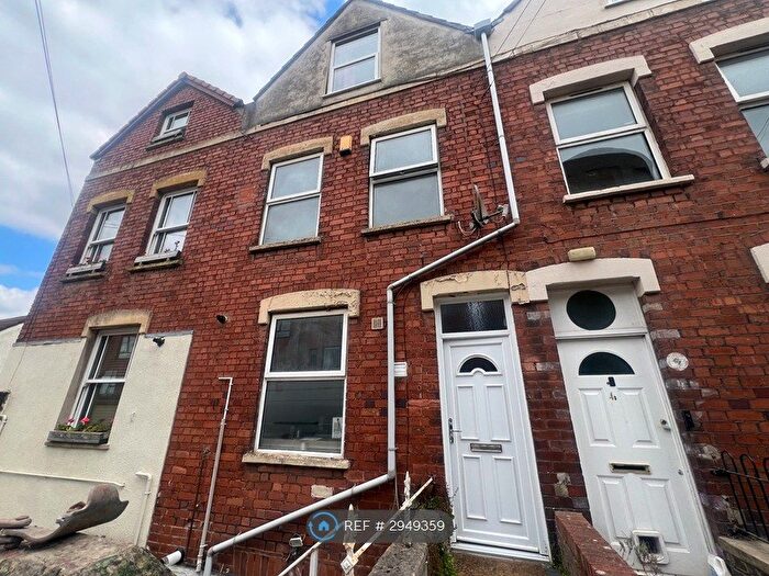 4 Bedroom Detached House To Rent In Goolden Street, Bristol, BS4