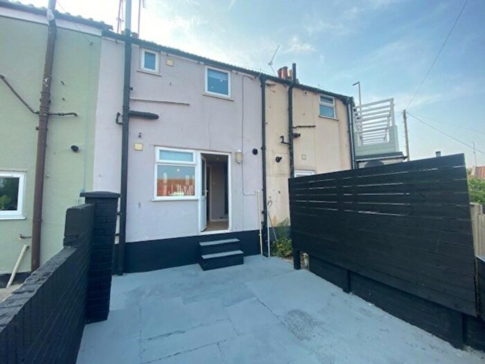 1 Bedroom Terraced House To Rent In High Street, Gorleston, NR31
