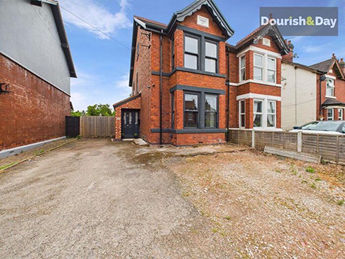 3 Bedroom Semi Detached House For Sale In Doxey, Stafford, ST16