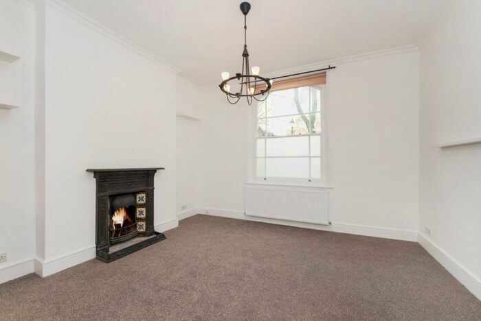 1 Bedroom Flat To Rent In Bridgeman Road, London, N1