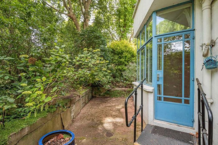 1 Bedroom Flat For Sale In Gray's Inn Road, London, WC1X