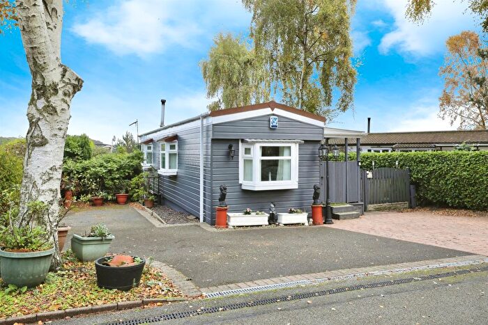 1 Bedroom Mobile/park Home For Sale In Bramley Park, Marsh Lane, Sheffield, S21