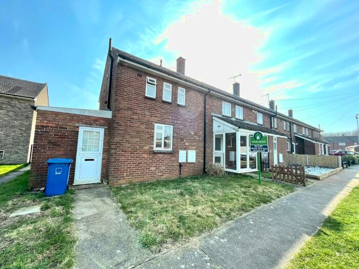 3 Bedroom Semi-Detached House To Rent In Capper Avenue, Hemswell Cliff, Gainsborough, Lincolnshire, DN21