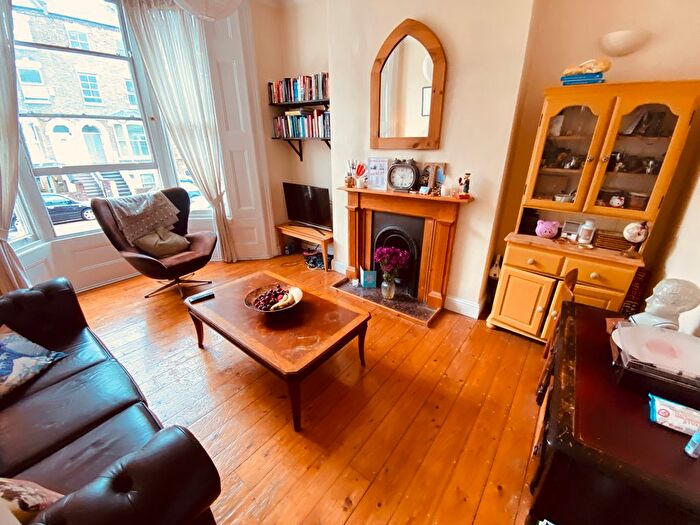 1 Bedroom Flat To Rent In Woodstock Road, London, N4