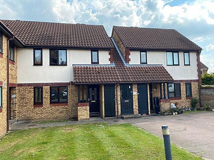 1 Bedroom Flat To Rent In Chinook, Highwoods, Colchester, CO4