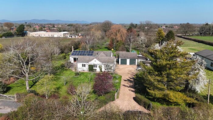 4 Bedroom Detached Bungalow For Sale In School Crescent, Corse, GL19