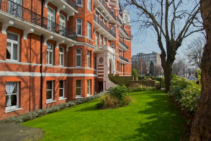 Studio To Rent In Neville Court, Abbey Road, NW8