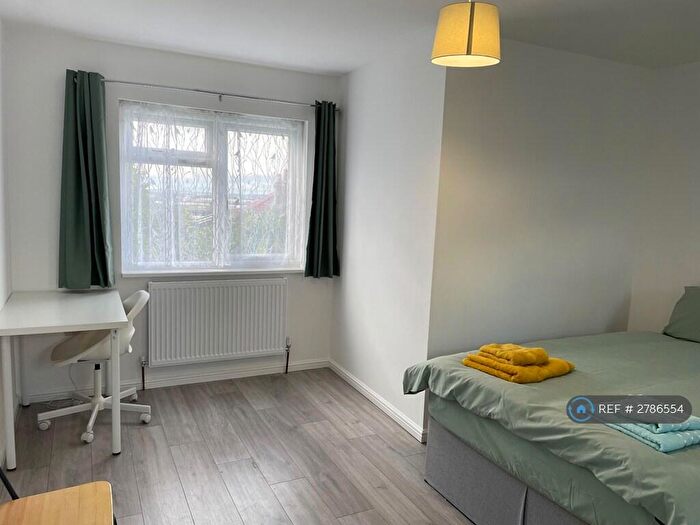 Studio To Rent In Abbey Wood, Belvedere, DA17