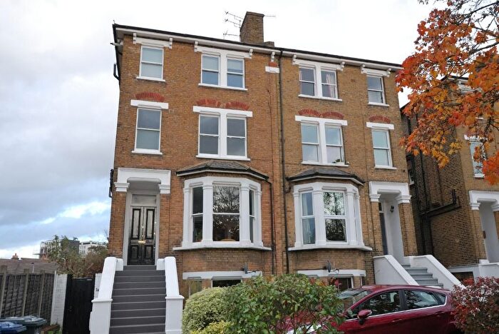 2 Bedroom Flat To Rent In Churchfield Road, Ealing, London, W13