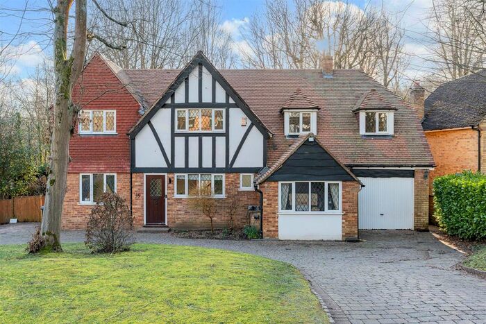 5 Bedroom Detached House For Sale In Bishops Road, Tewin, AL6