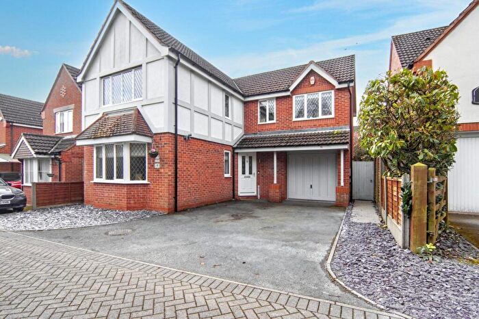 4 Bedroom Detached House For Sale In Grovefield Crescent, Balsall Common, CV7