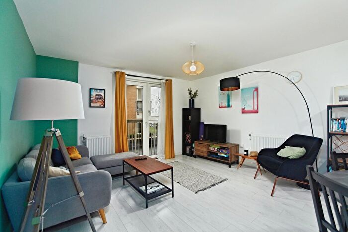 1 Bedroom Flat For Sale In Connersville Way, Croydon, Surrey, CR0