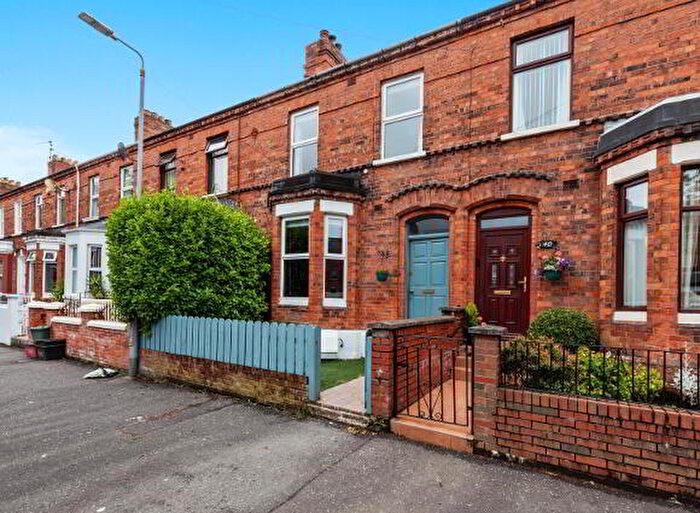 3 Bedroom Terrace House For Sale In Glantane Drive, Belfast, BT15