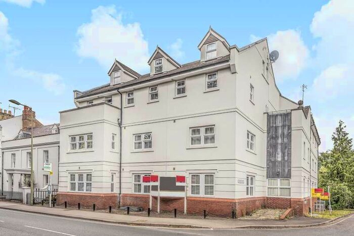 1 Bedroom Apartment To Rent In West Bar Street, Banbury, OX16