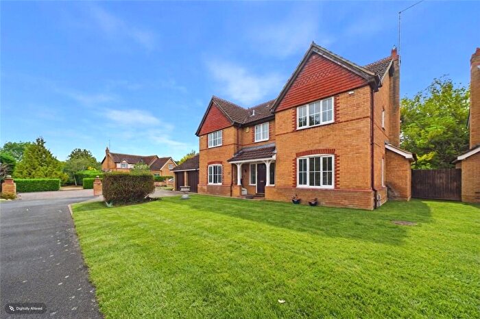 5 Bedroom Detached House For Sale In Honeysuckle Way, Northampton, Northamptonshire, NN3