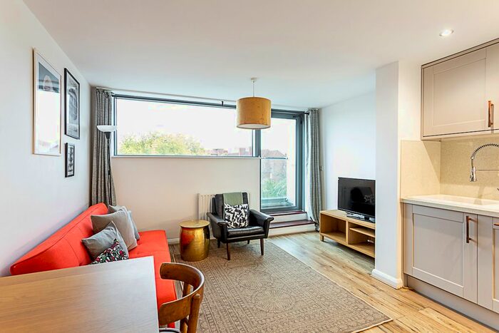 1 Bedroom Flat To Rent In Flat, Well St, London, E9