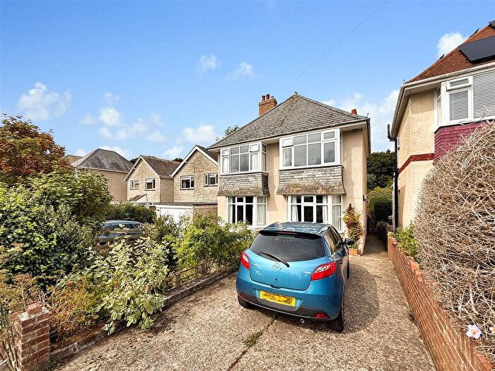 3 Bedroom Detached House For Sale In St. Davids Road, Wyke Regis, DT4
