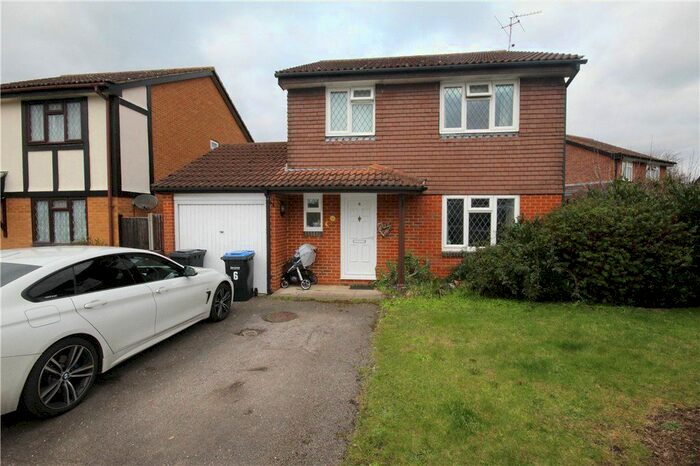 4 Bedroom Detached House To Rent In Grasmere Close, Egham TW20